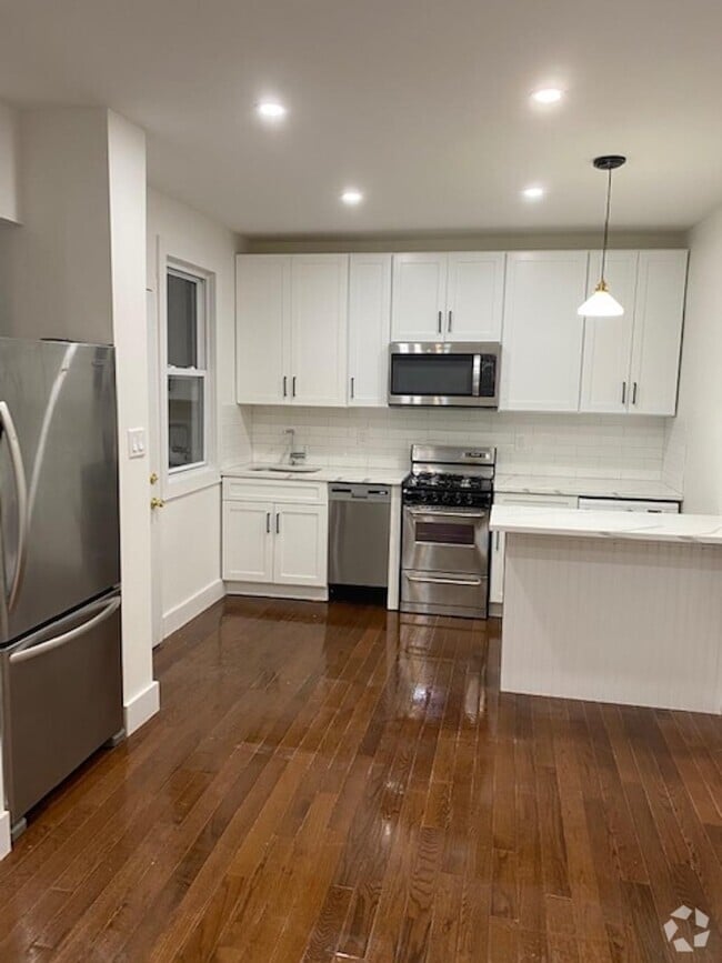 Building Photo - 222 Jessamine Ave Unit 1R Rental