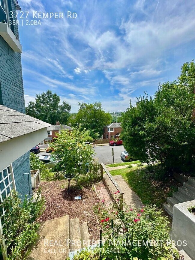 Photo - 3727 S Kemper Rd