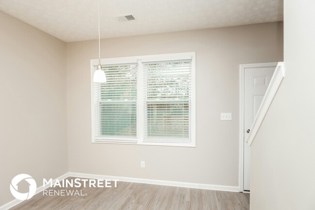 Photo - 7110 Silver Mine Crossing SE