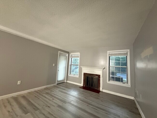 Photo - 34 Walden Dr Unit 3