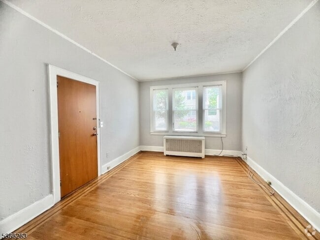 Building Photo - 441 Kerrigan Blvd Unit 1 Rental
