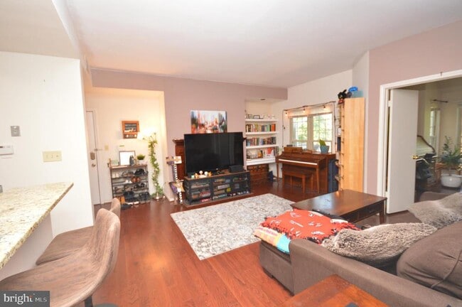 Photo - 3912 Penderview Dr Unit 525
