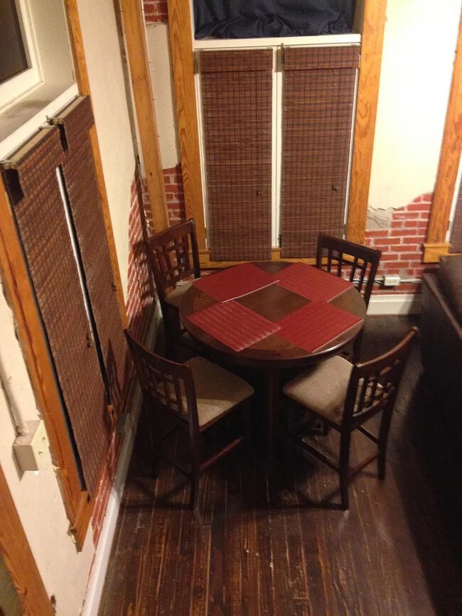 Photo - Room in Condo on E San Antonio St