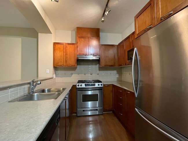 2969 Whisper Way