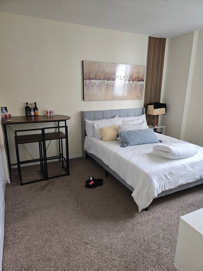 Photo - 615 NE 22nd St