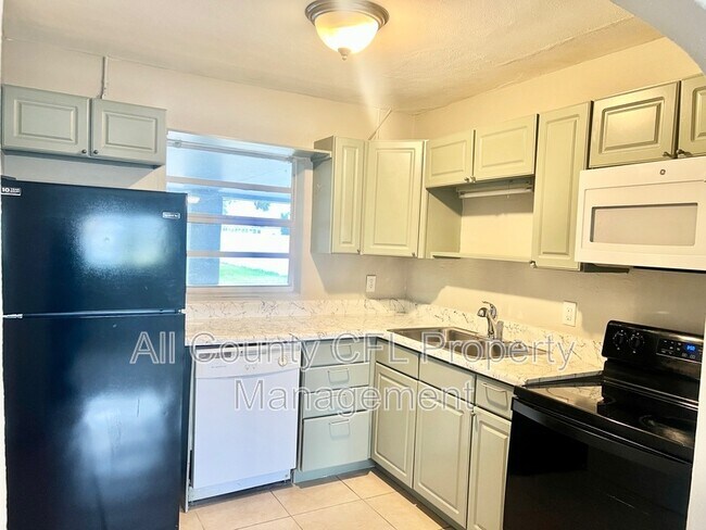 Photo - 1400 Oregon Ave