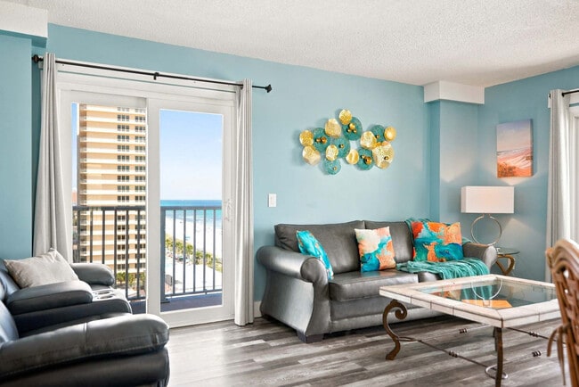 Photo - 8743 Thomas Dr Unidad SI FL11-ID1405397P