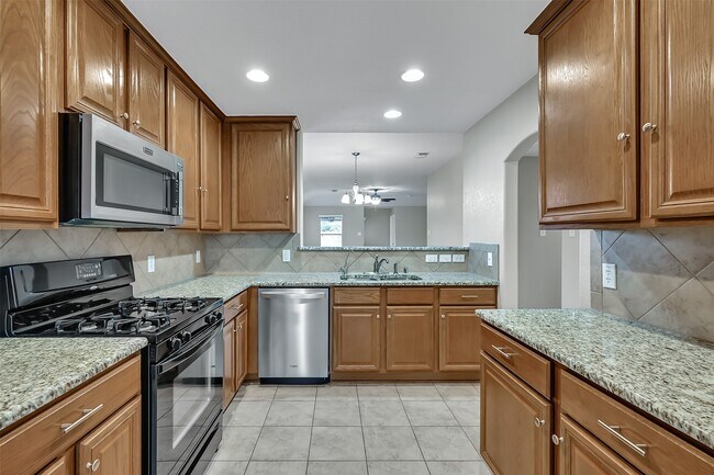 Photo - 3011 Crescent Oaks Park Ln