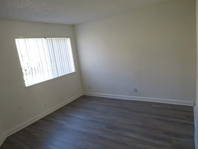 2x2 - The Orchard Apartments