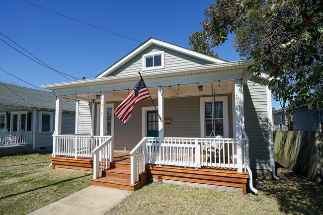 Photo - 1913 Castle St House