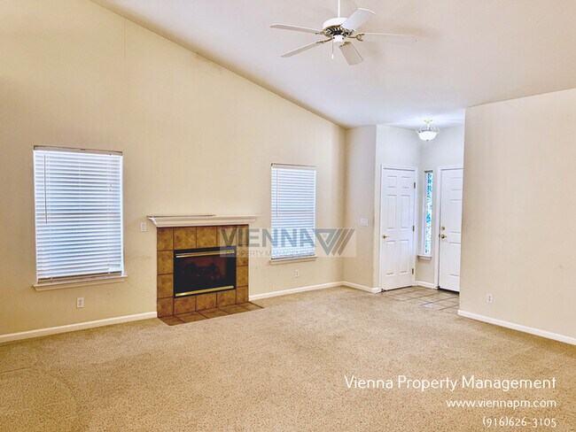 Photo - 1755 El Camino Verde Dr