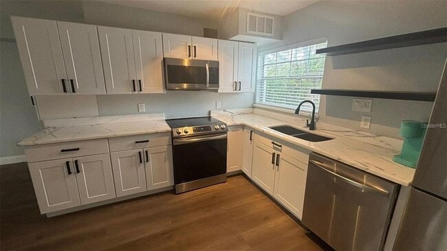 Photo - 749 S Ridgewood Ave