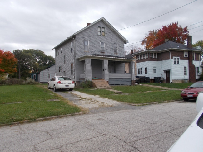 Photo - 8 Prospect Ave NW