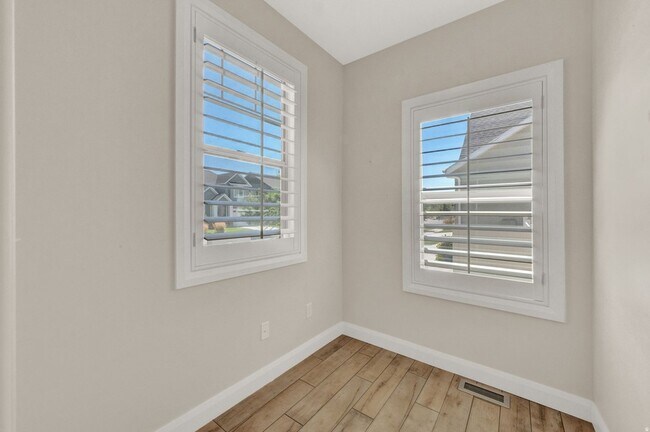 Photo - 11166 Del Andrae Ln