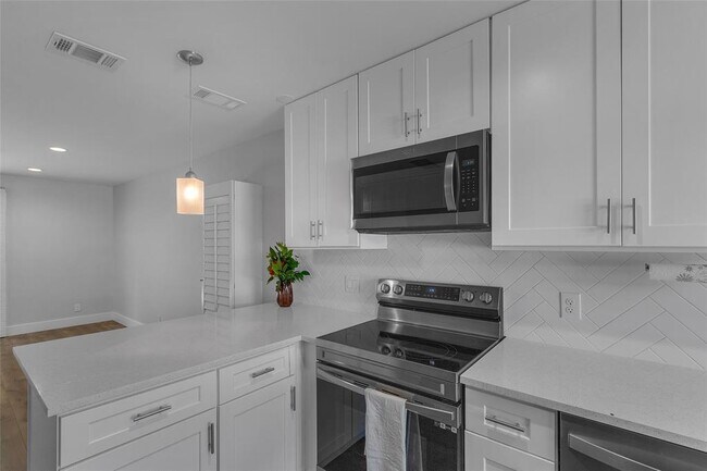 Photo - 3812 Southway Dr Unit 101