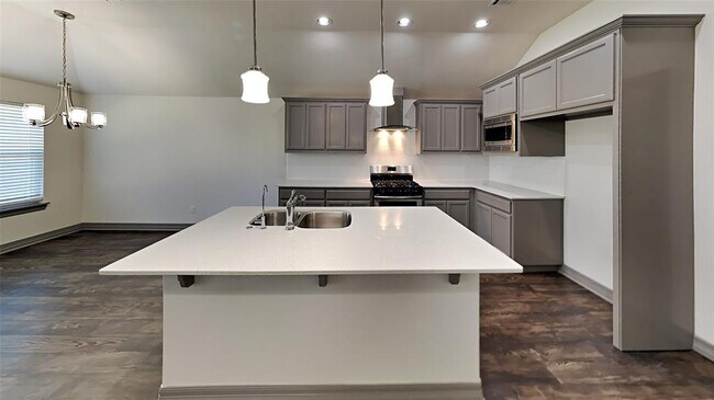 Photo - 9437 NW 87th St