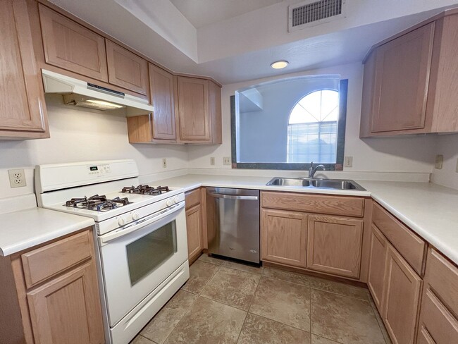 Photo - TOWNHOME - COTTONWOOD - SAWMILL GARDENS HOA