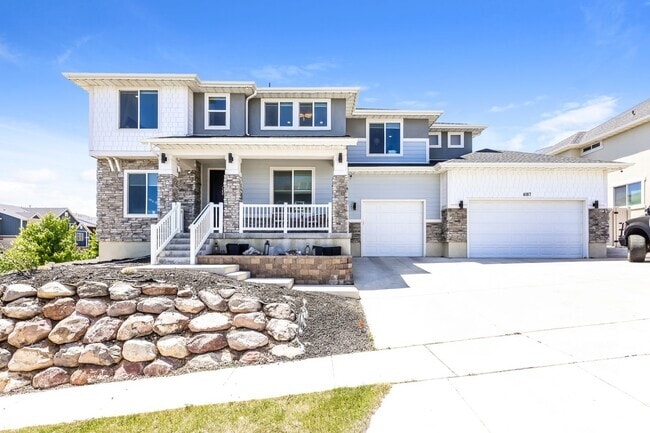 Building Photo - 5 Bedroom/4 Bathroom Lehi Rental