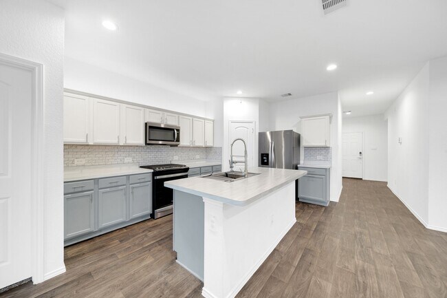 Photo - 21234 Riverdew Dr