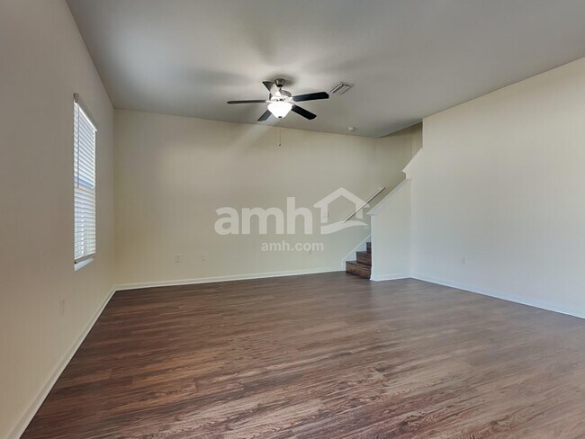 Photo - 8716 Layalie Way