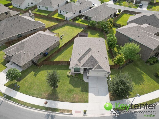 Photo - Beautiful 3B/2B Home in Mcallen Tres Lagos