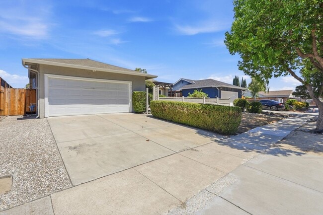 Photo - Wow! What a Great Home! Available Now!
