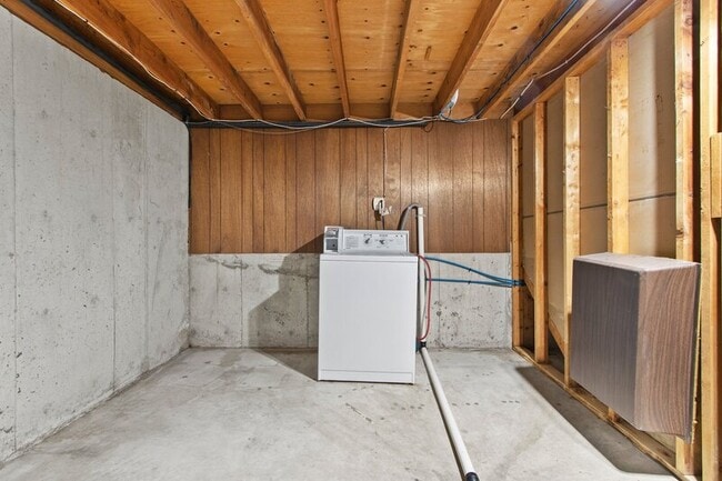 Photo - 2404 Canter Ln