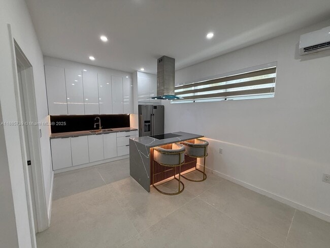 Building Photo - 401 NW 131st St Rental