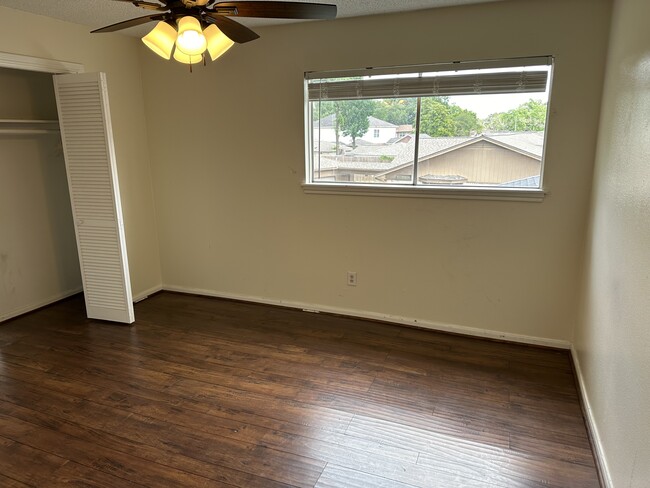 Photo - 223 Blue Castle Ln