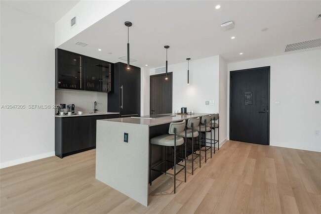 Photo - 20 NE 11th St Unidad 4901
