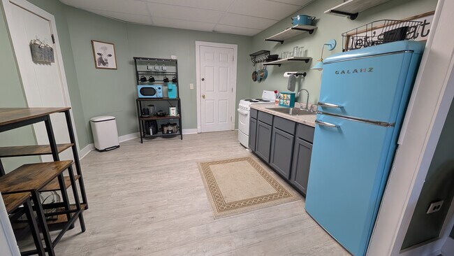 Fotografía del edificio - 113 N Main St Unidad 2