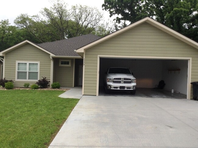 Building Photo - Quality Home Management