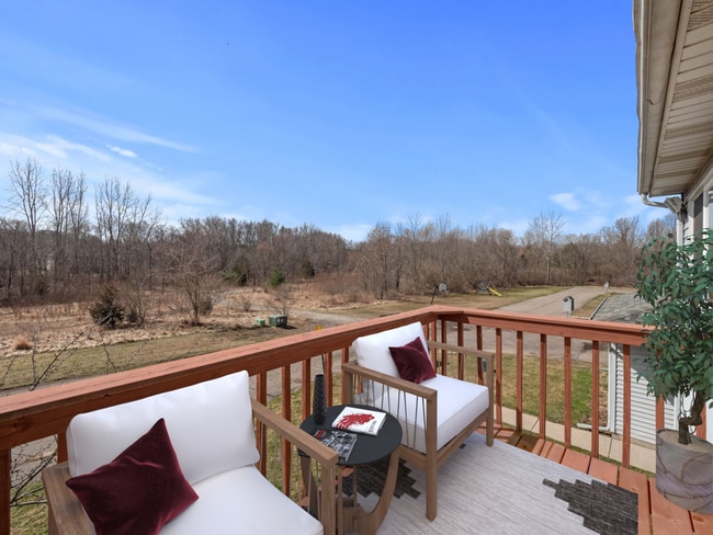 Creekside at Fenton Heights