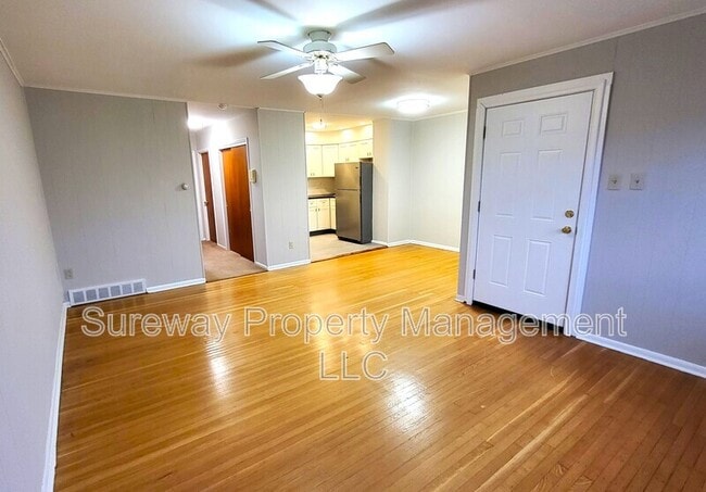 Photo - 9 Jeffrey Rd Unit B