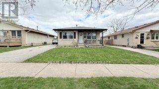 Photo - 102 Patience Crescent