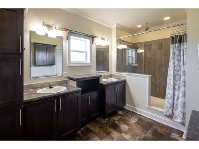 Photo - 3 Bedroom 2 Bathroom for rent