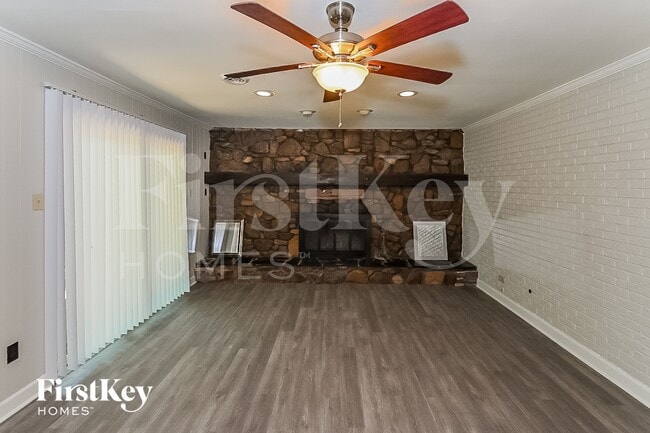 Photo - 1325 Wilbec Rd