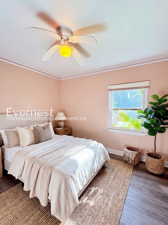 Photo - 3 Bed/1 Bath Home with Off-Street Parking / Pet-Friendly / Vouchers Accepted / Available Now!