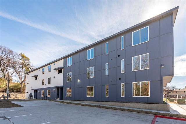 Building Photo - 948 Corinth St Unit 11