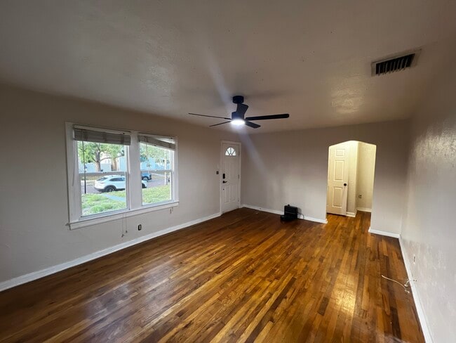 Photo - 3730 3rd Ave N