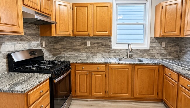 225 New St Unit 1