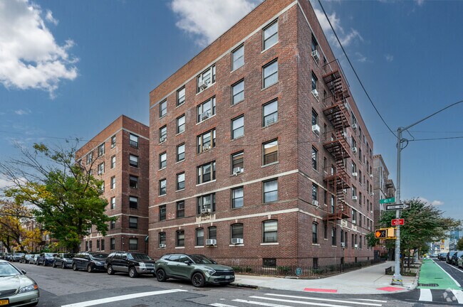 43-08 41st St - Croydon Manor