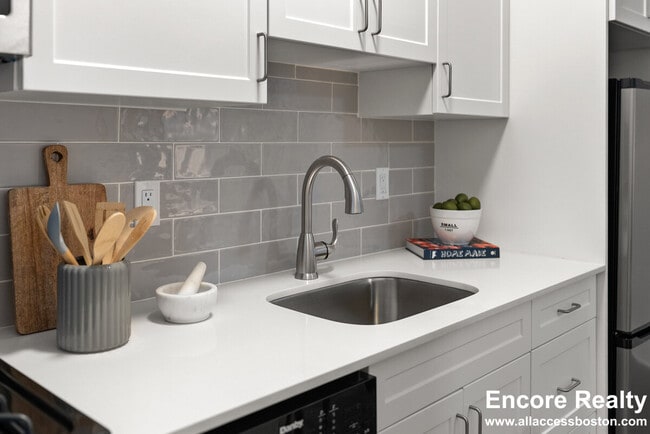 Photo - 81 Park Dr Unit 1