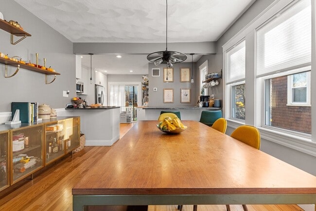 Photo - 24 Thelma Rd Unit Penthouse