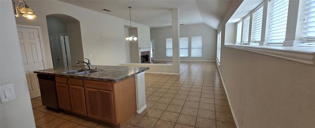 Photo - 2121 Kingsdale Ct