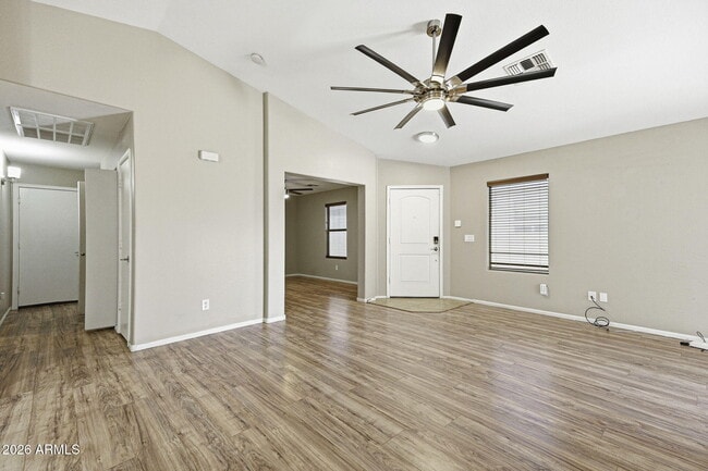 Photo - 1413 E Leslie Ave