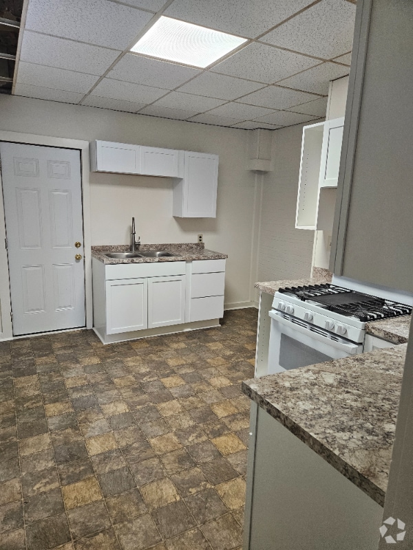 Building Photo - 3917 Burgoon Rd Rental