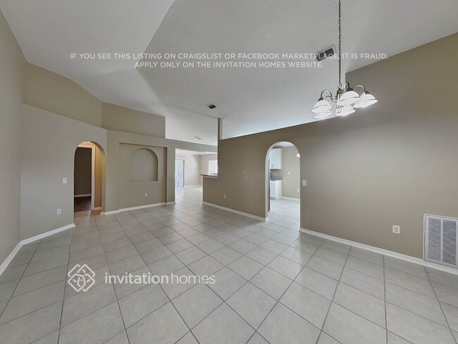 Photo - 4781 Salamander St