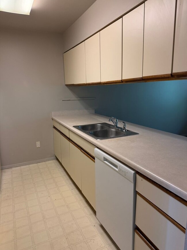 Photo - 812 W Cedar Ct Unit 4