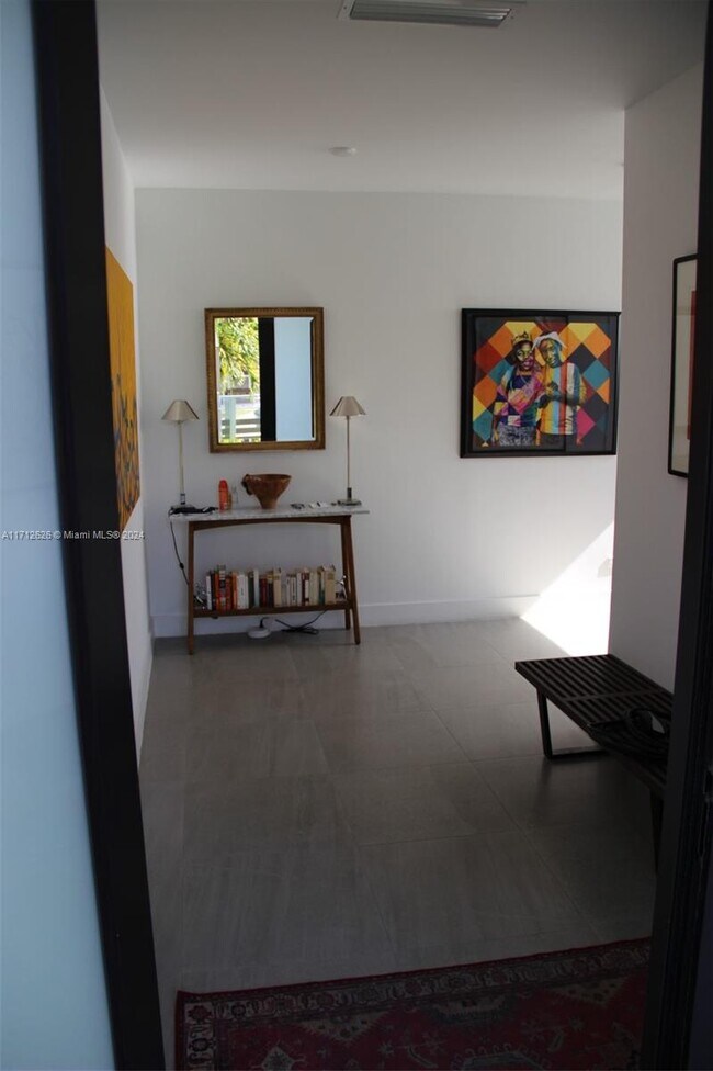 Photo - 2944 SW 27th Ter Unit 2942
